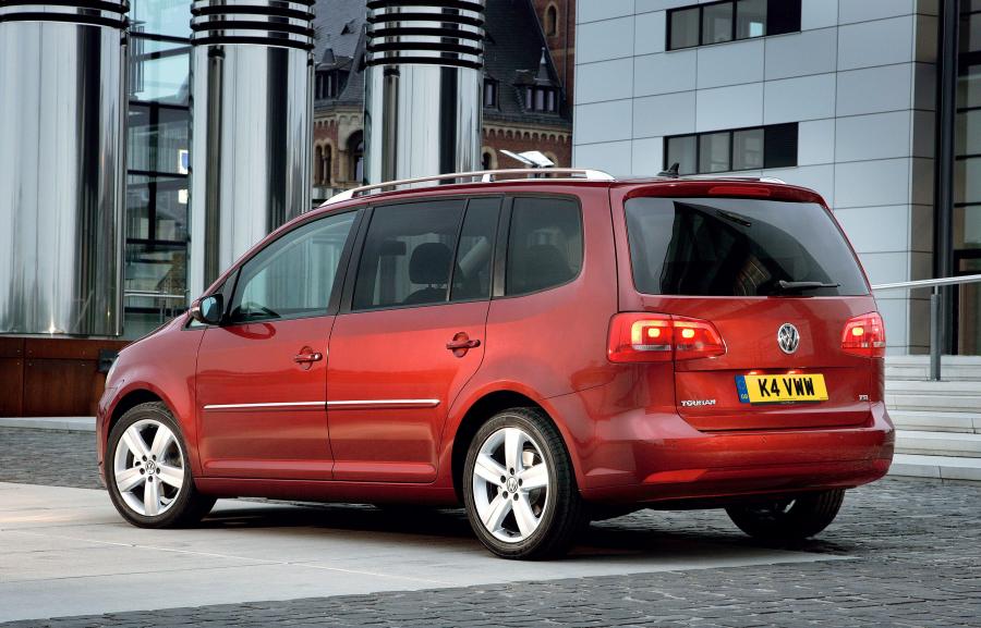  Volkswagen Touran 2010 года  (фото 45 из 46)